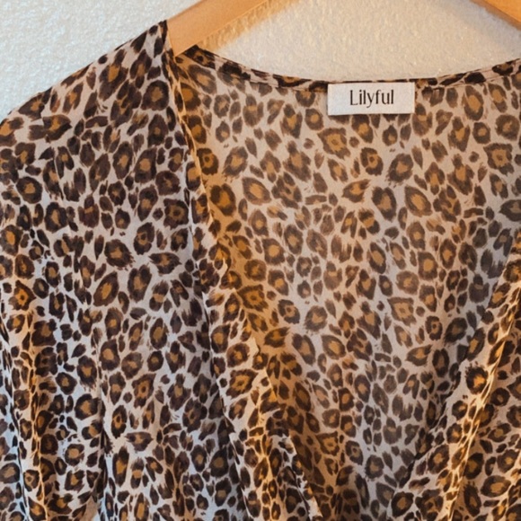 Cheetah Print Romper - Picture 3 of 3